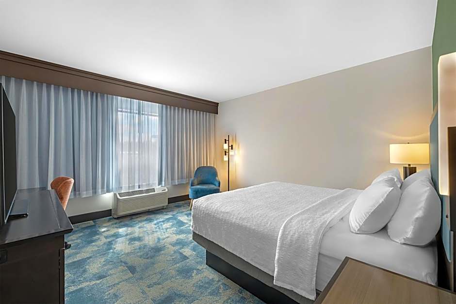 Hampton Inn By Hilton & Suites Bend