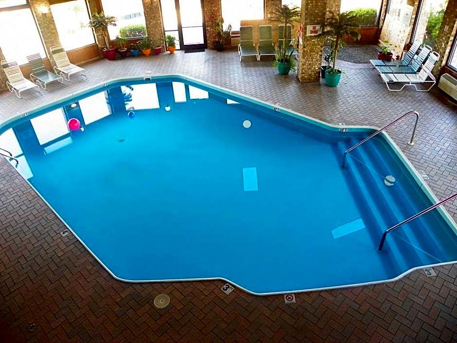 Royalton Inn & Suites Upper Sandusky