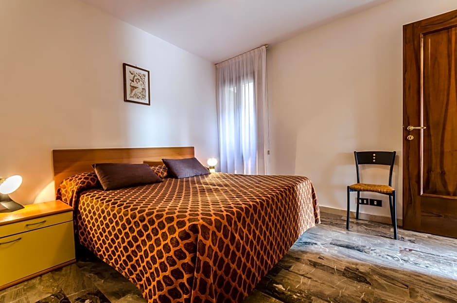 Hotel Ariel Silva