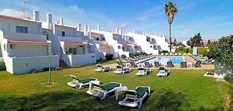 Oura Parque Apartamentos Turisticos