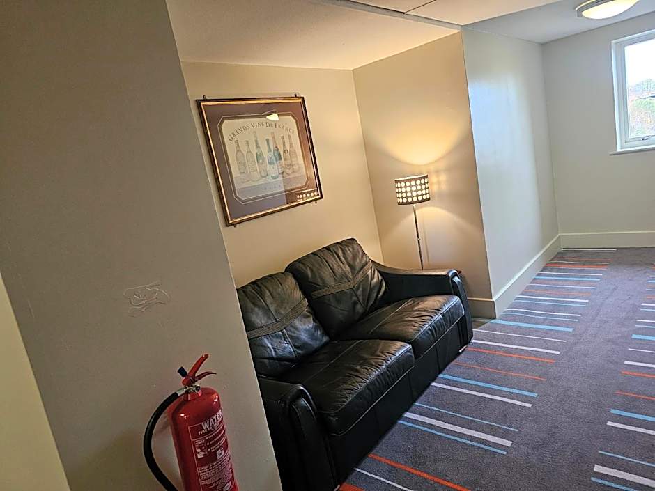 Wigan Oak Hotel by Belvilla
