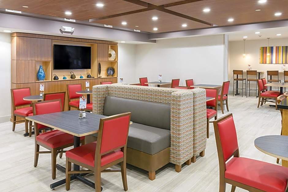 Holiday Inn Express Southington By IHG