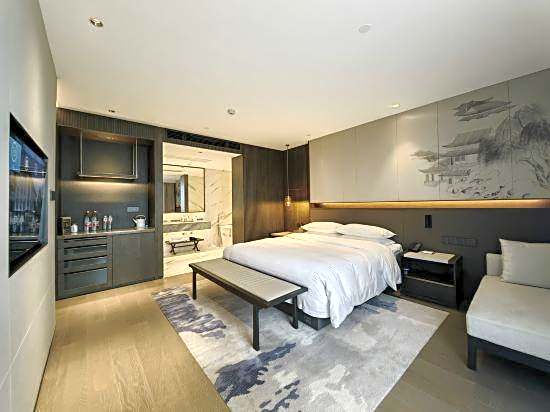 Simen Hotel