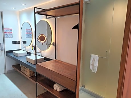 King Room with Balcony