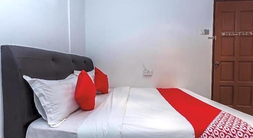 Hotel O Azimaju Guesthouse