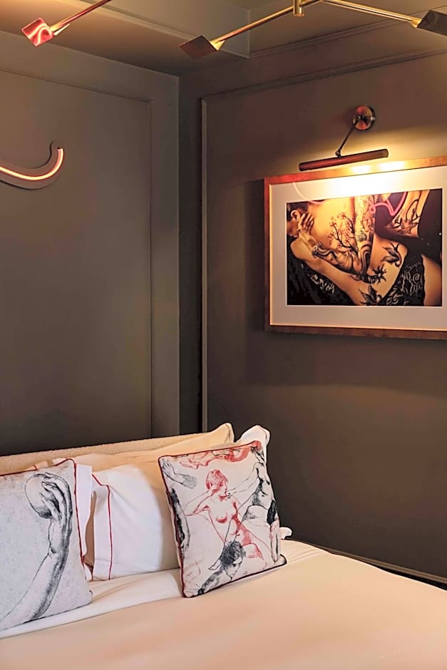 Upon Angels - Adults Only