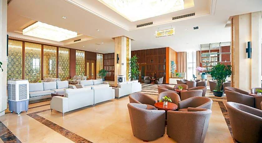 Muong Thanh Luxury Nhat Le Hotel