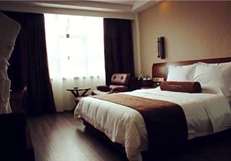 James Joyce - Feifan Family Suite