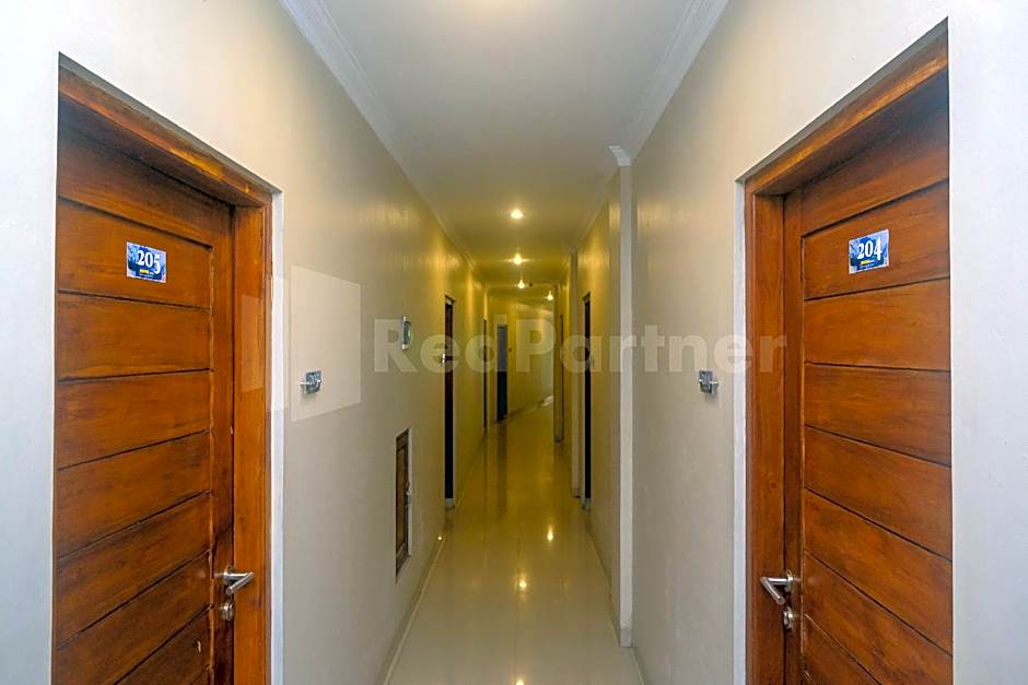 Hotel Andono near YIA Mitra RedDoorz