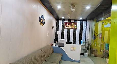 Ayodhya Palace Hotel & Restaurant