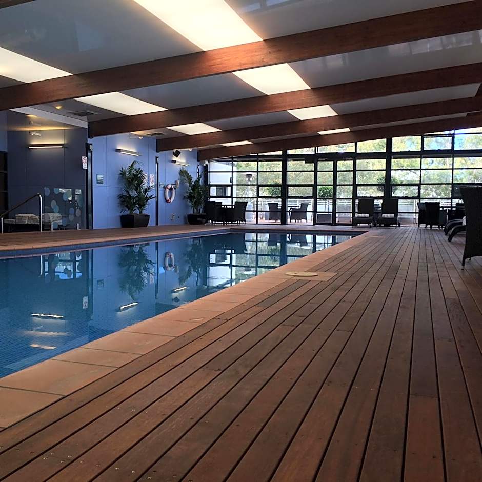 Novotel Canberra