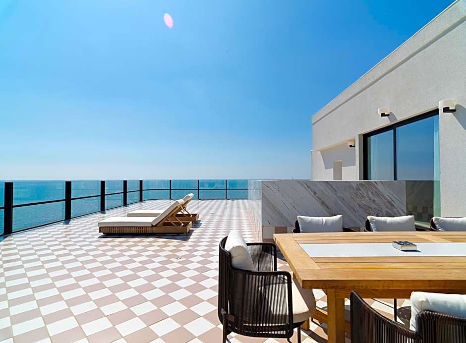 LIV Mackenzie Beach Suites Larnaca ADULTS ONLY