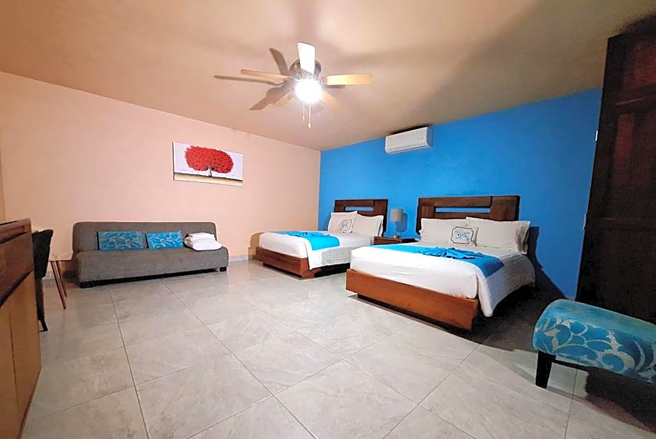 Pacific Inn hotel