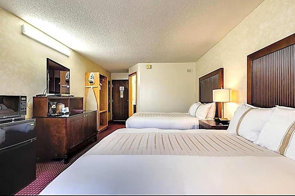 Fireside Inn And Suites