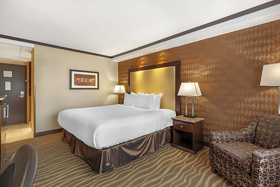 Best Western Plus Edmonton Airport Hotel