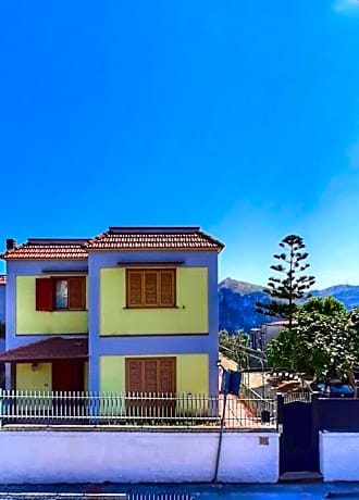 Villa Mariel
