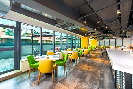 Holiday Inn Express Macau City Centre By IHG