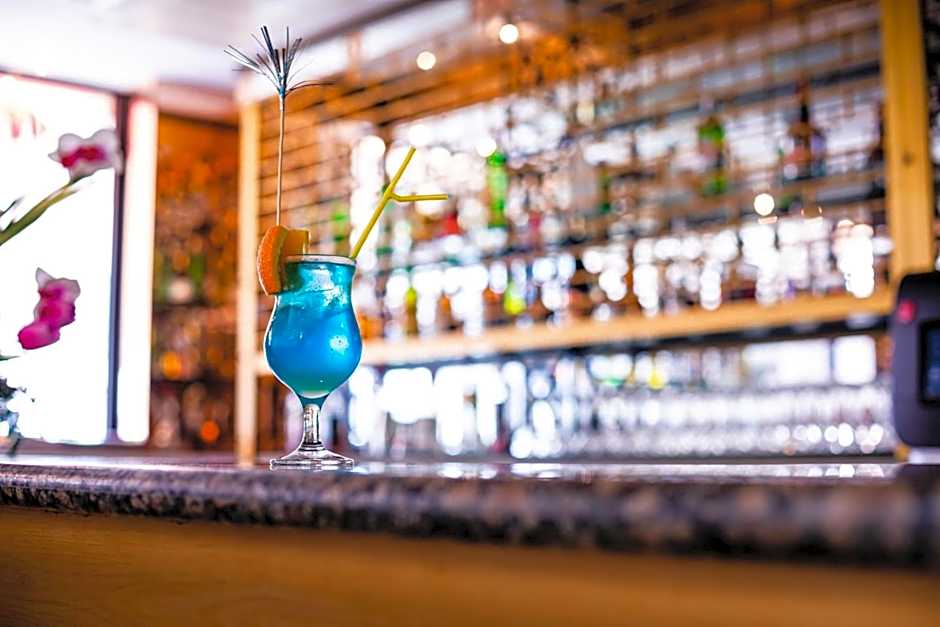 Louis Phaethon Beach