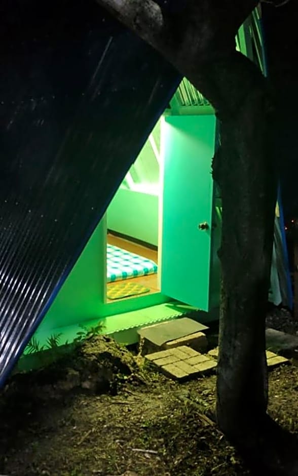 House of TamSe Laagans ' Inn