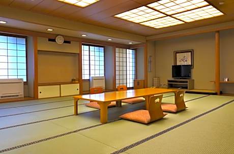 Japanese-Style Large Room - Non-Smoking