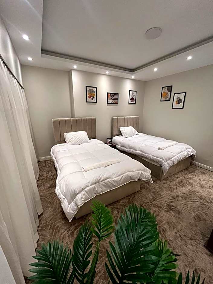 Queen of Zamalek 3BR apt