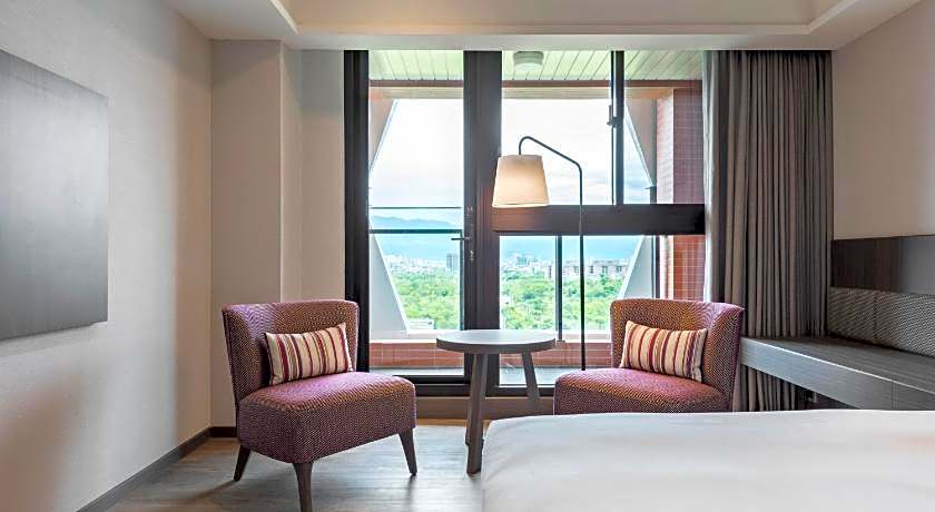 Lakeshore Hotel Yilan