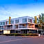 Mawson Lakes Hotel