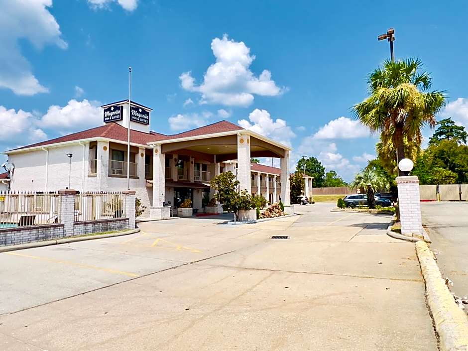 Magnolia Inn and Suites
