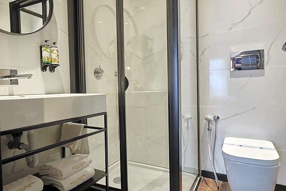 Duplo Charme Boutique Hotel