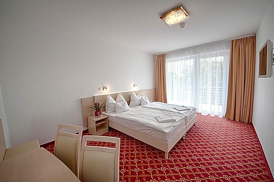 Két Korona Konferencia és Wellness Hotel