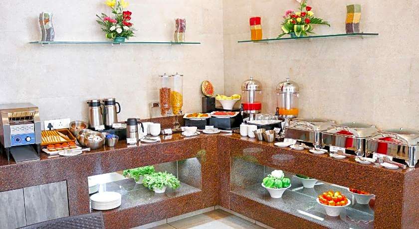 7 Apple Hotel, Vadodara