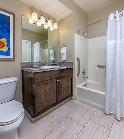 One bedroom Condo