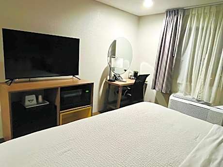 King Room - Non-Smoking