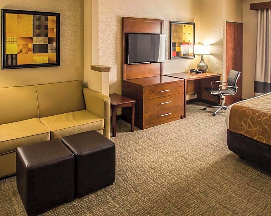 Quality Suites NYC Gateway