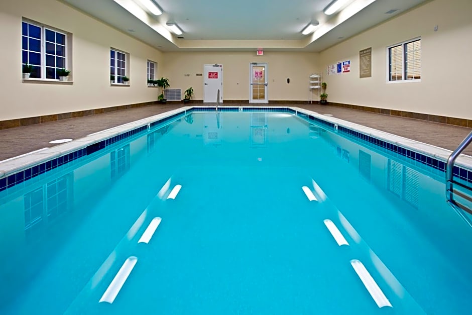 Candlewood Suites Louisville North, an IHG Hotel