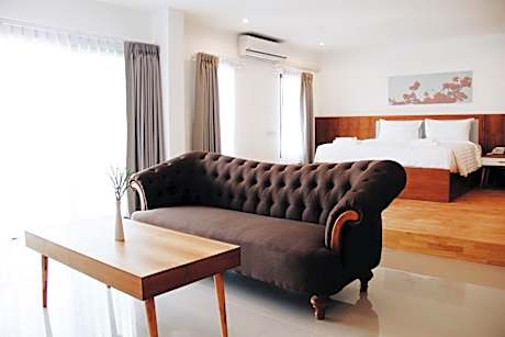 King Room with Spa Bath