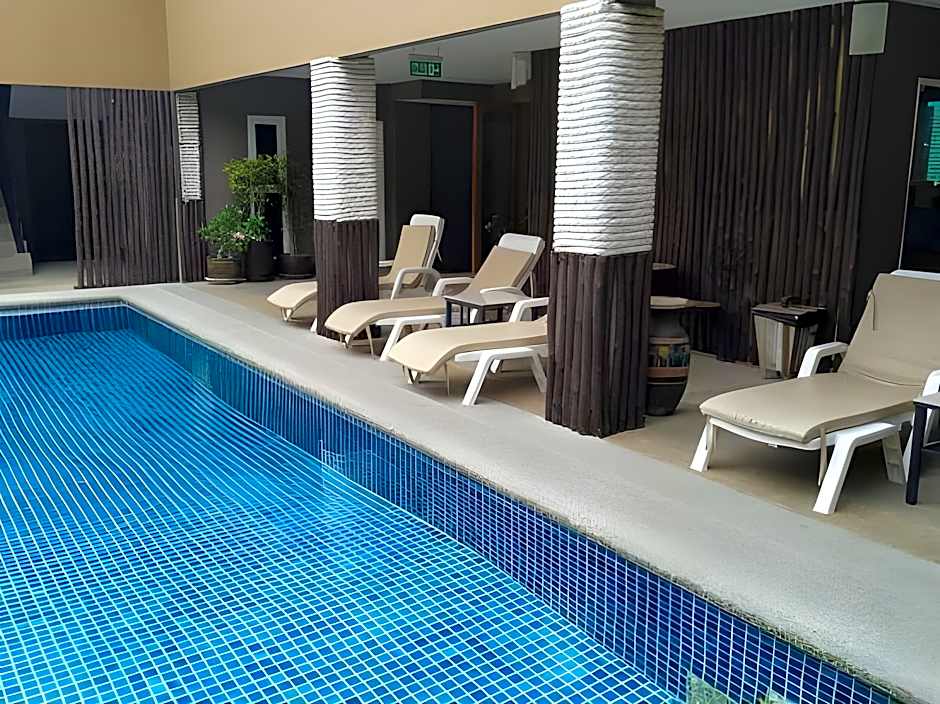 Hua Hin White Sand Hotel