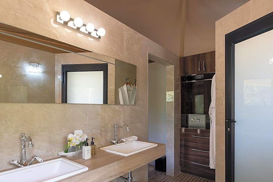 Oase by 7 Star Lodges - Greater Kruger Private 530ha Reserve