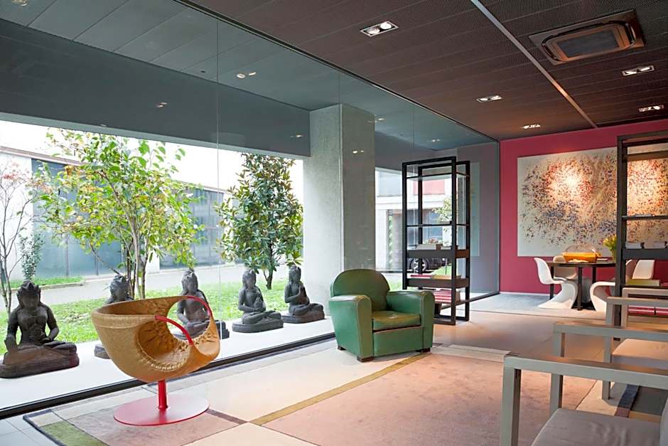 Zambala Luxury Residence