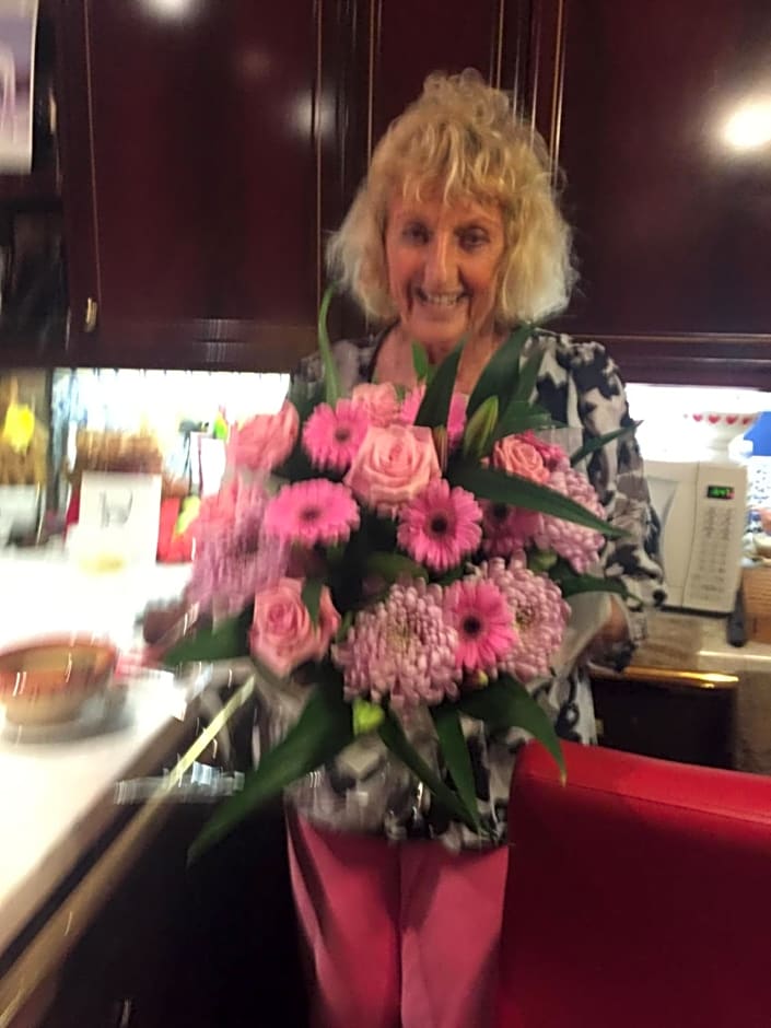 Chiswick Riviera with free parking