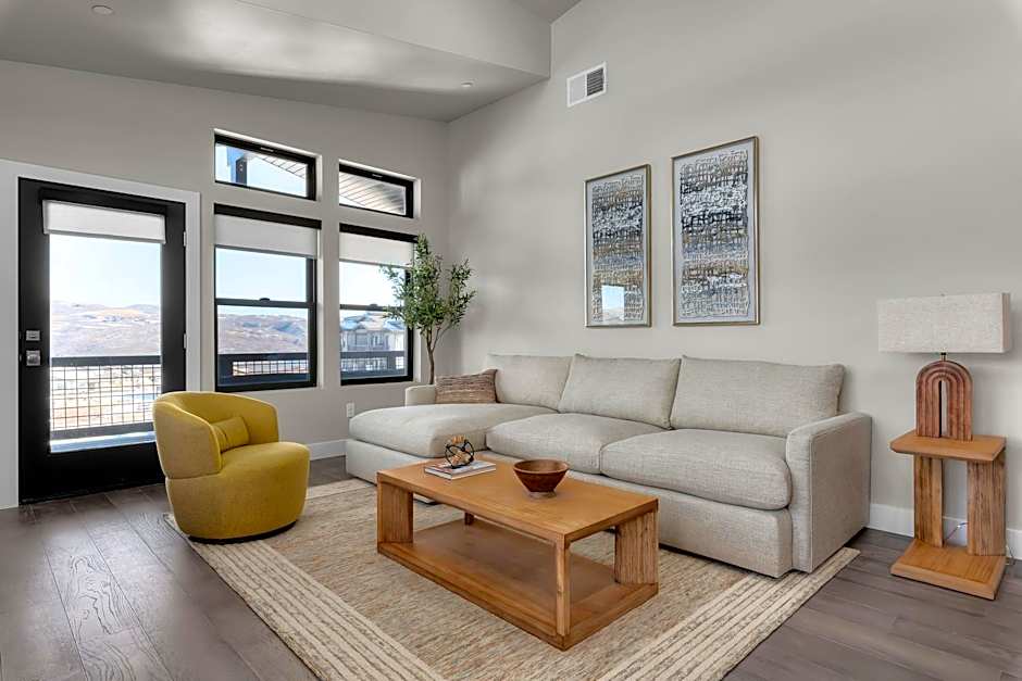 Luxury Stays Club B6 301, Lovely 3br condo, New Deer Valley 1 min, Park City 10 min