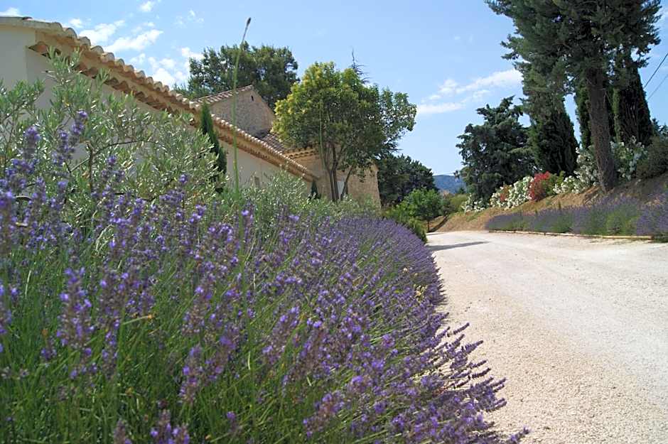 Mas En Pierres Dans Le Luberon – Robion, UT