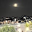 James Clow Bed & Breakfast & Apartments