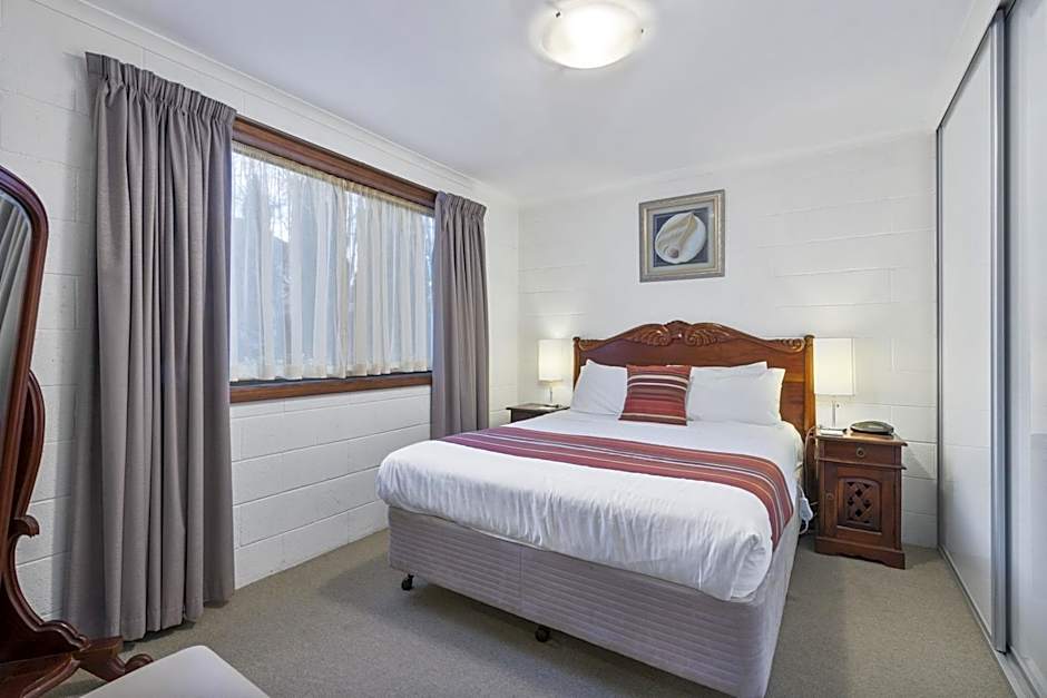 Grosvenor Court Apartments