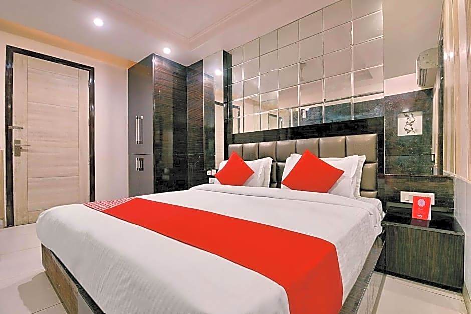 Townhouse Hotel Lotus Palace