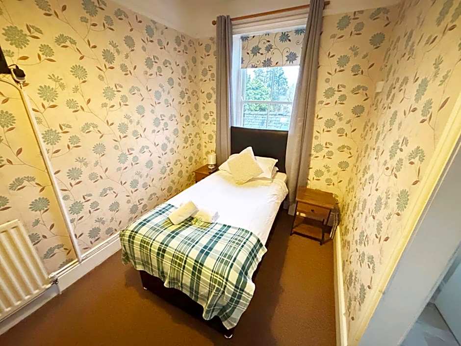 The Queens Arms Hotel Acomb