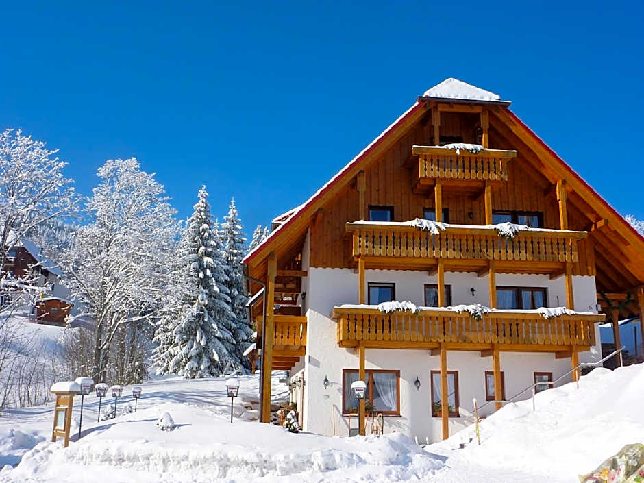 Schwarzwald-Hotel Kraeutle