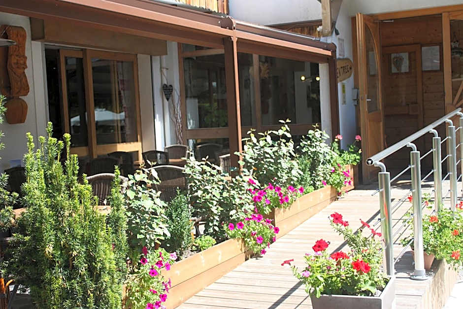 Logis Hotel Gai Soleil