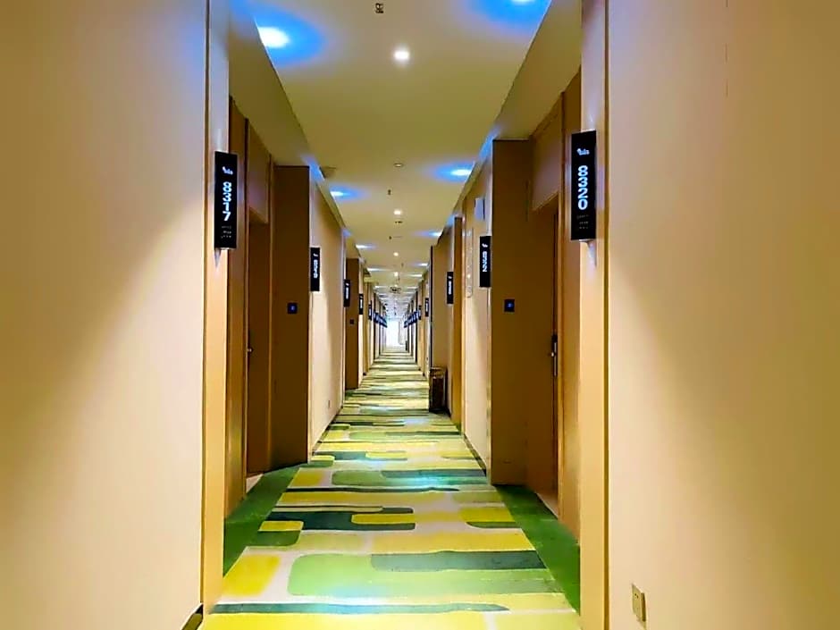 Vatica Suzhou Xiaoxian  Longhu Road Hotel
