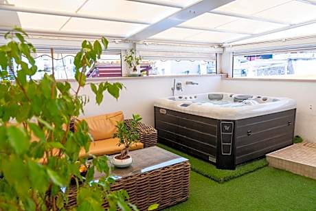 PALAZZO NICOLAUS del BORGO ANTICO